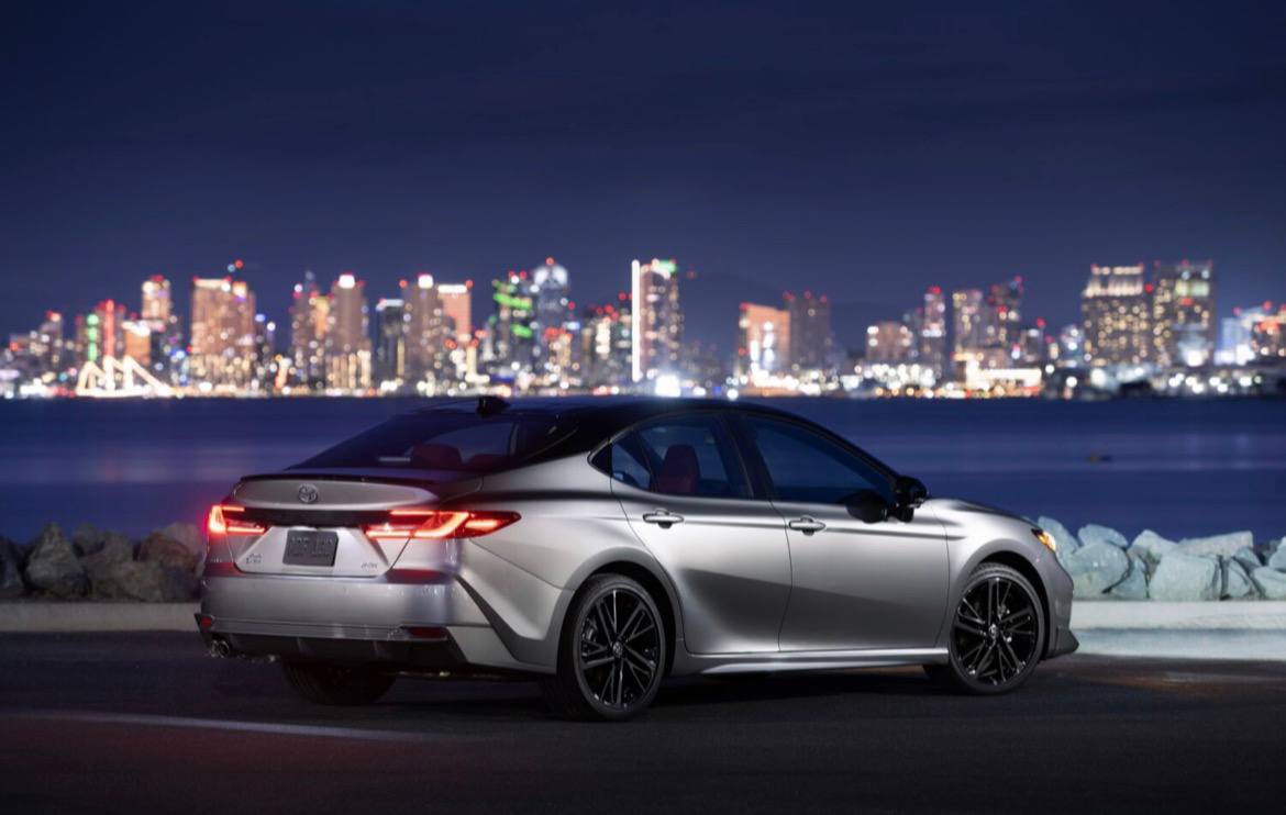 Toyota Camry Hybrid